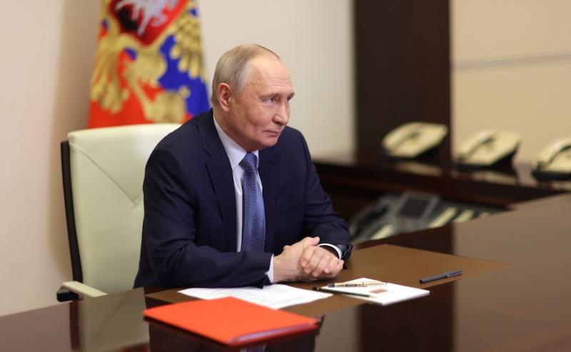 Президент Российской Федерации Владимир Путин поздравил сборную России по художественной гимнастике с успешным выступлением на чемпионате мира во Франкфурте-на-Майне (Германия)
