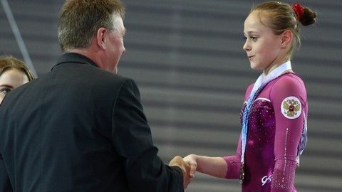 Громкий дебют! 13-летняя гимнастка из Сургута завоевала 4 золотые медали на европейском юношеском Олимпийском фестивале