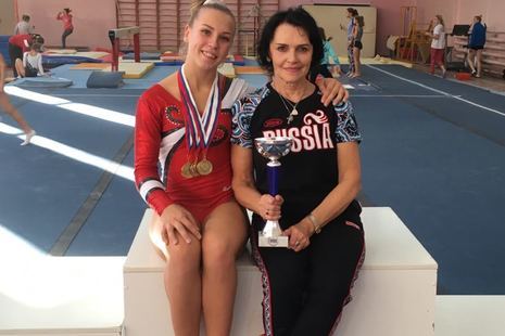 Гимнастка СШОР №1 завоевала 4 золотые медали