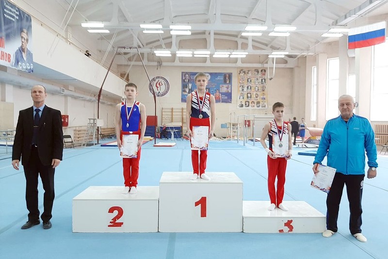 Липецкие гимнасты завоевали золотые и серебряные медали на чемпионате и Первенстве ЦФО