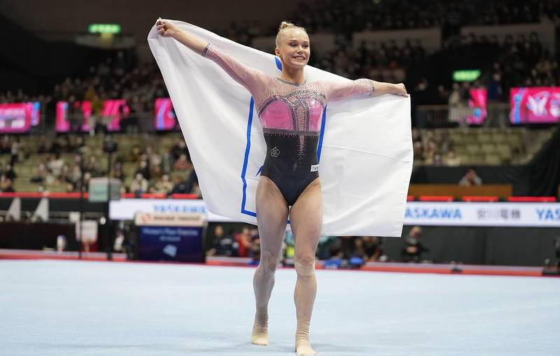 Незримый триумф. В России не увидели победы гимнастки Мельниковой на чемпионате мира