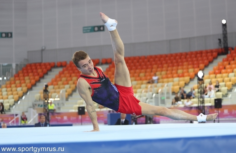 Гимнаст Найдин травмировал плечо и не выступит в многоборье на чемпионате России