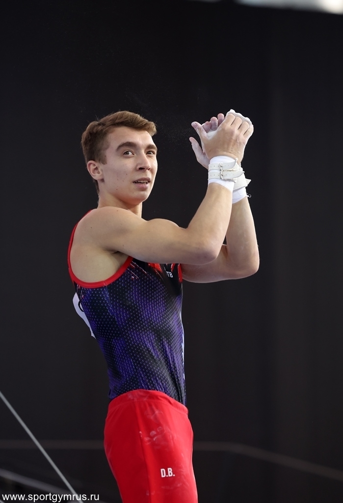 Гимнаст Сергей Найдин завоевал золото ЧР в упражнениях на перекладине