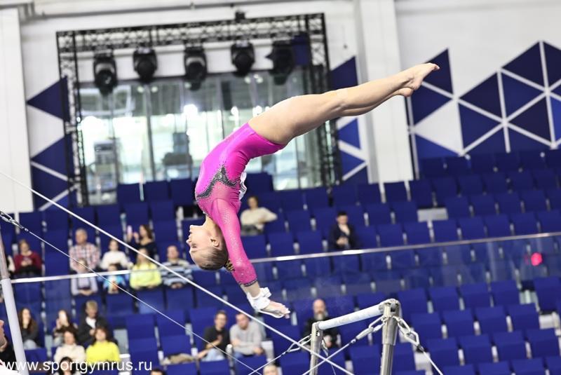 Олимпийская чемпионка Мельникова пока не может полноценно тренироваться из-за травмы ноги