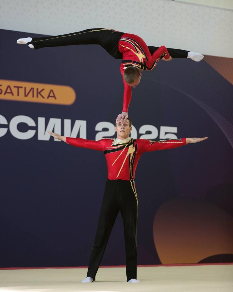 ​В Великом Новгороде начался чемпионат России по акробатике, победители которого попадут в сборную